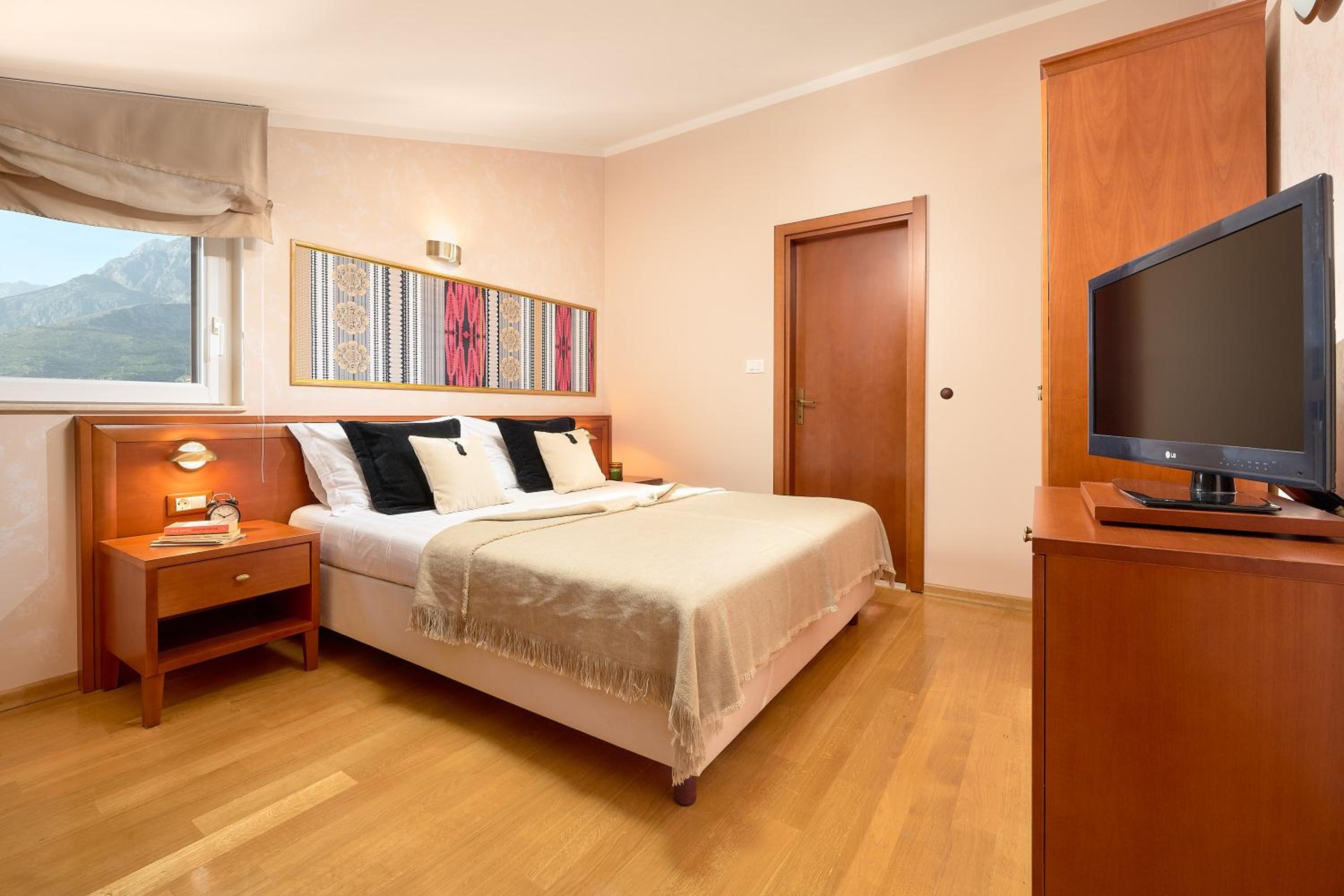 Duplex Suite with Balcony and Sea View