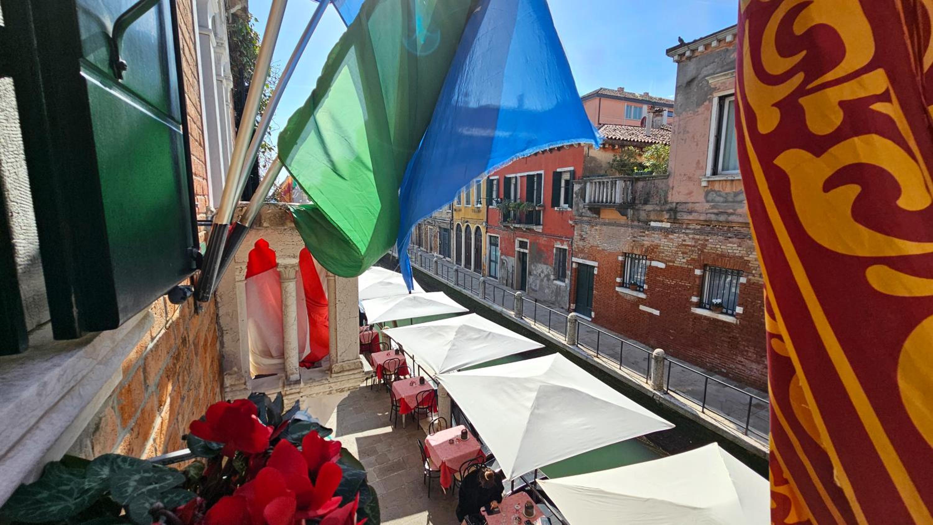 Superior Double or Twin Room with Canal View