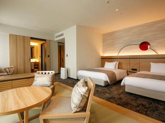 [Orinkaku] Premier Twin Room