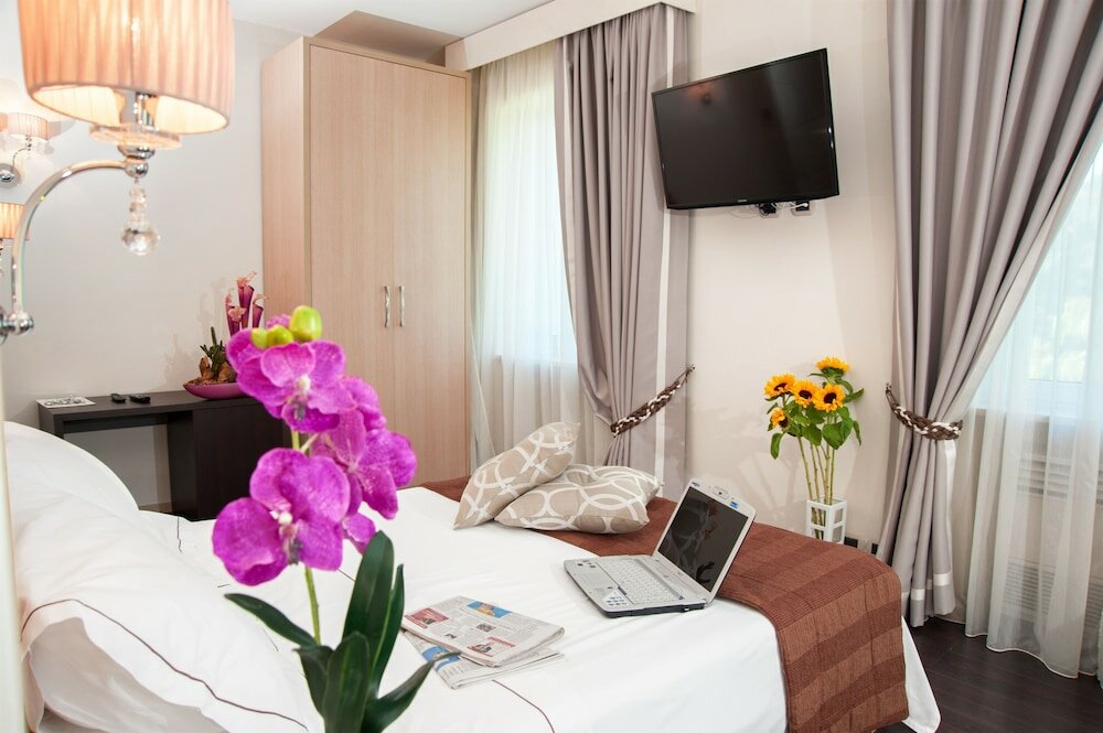 Standard Double Room Single Use