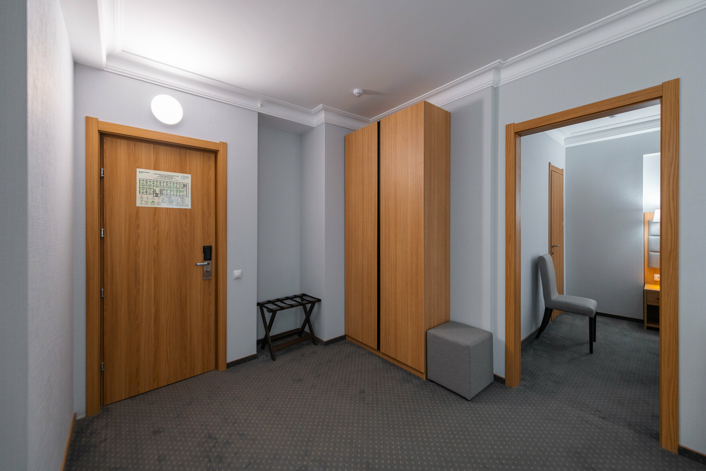 Полулюкс с балконом