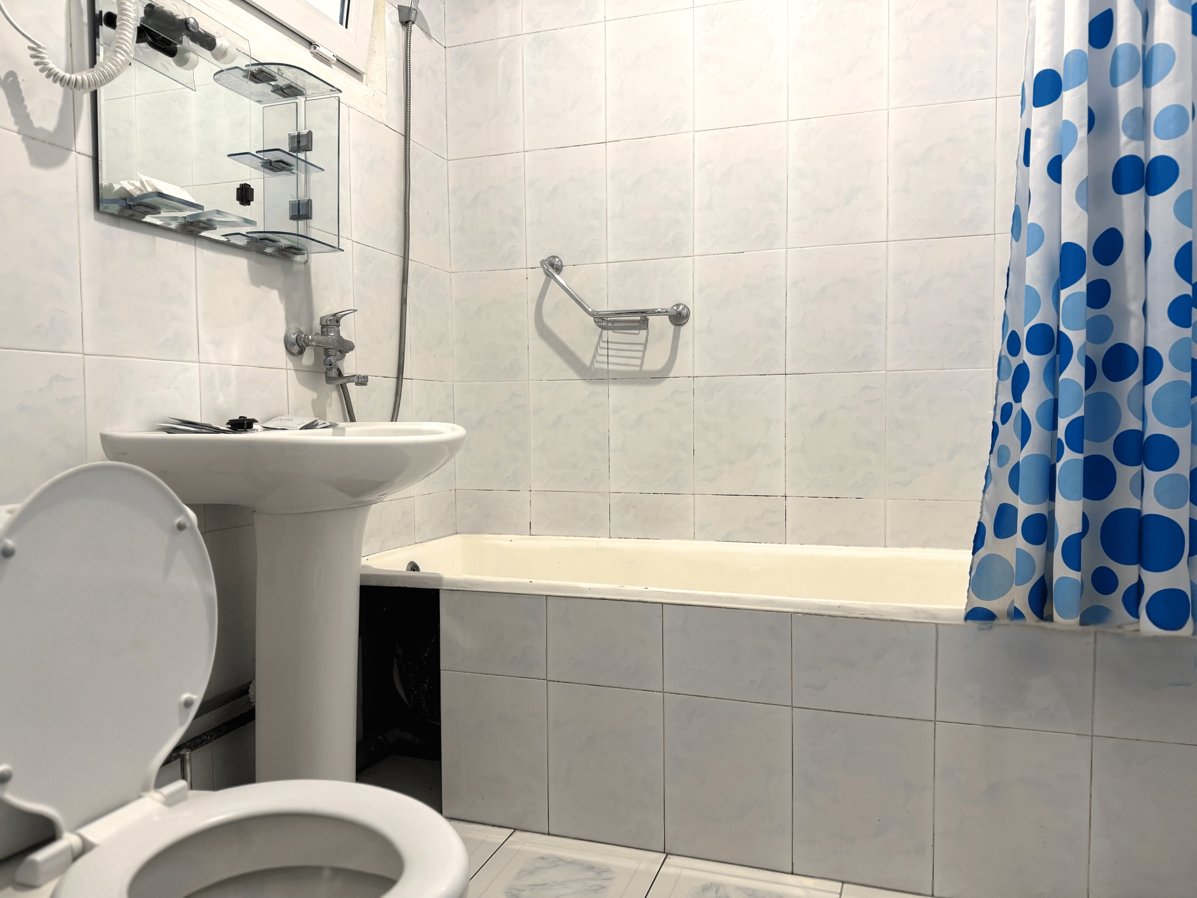 Апартаменты 3-х комнатные с кухней