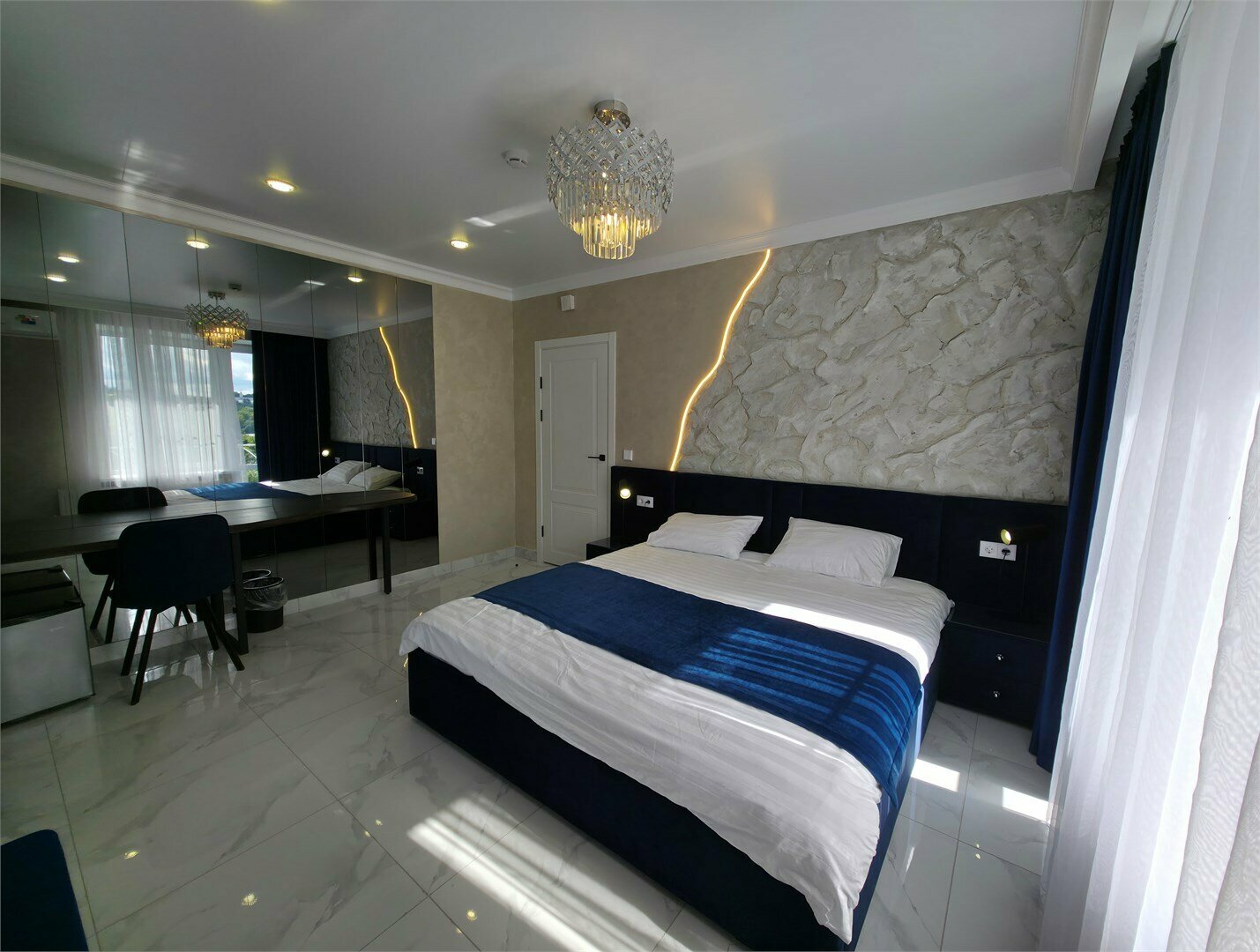 Номер-студия Делюкс