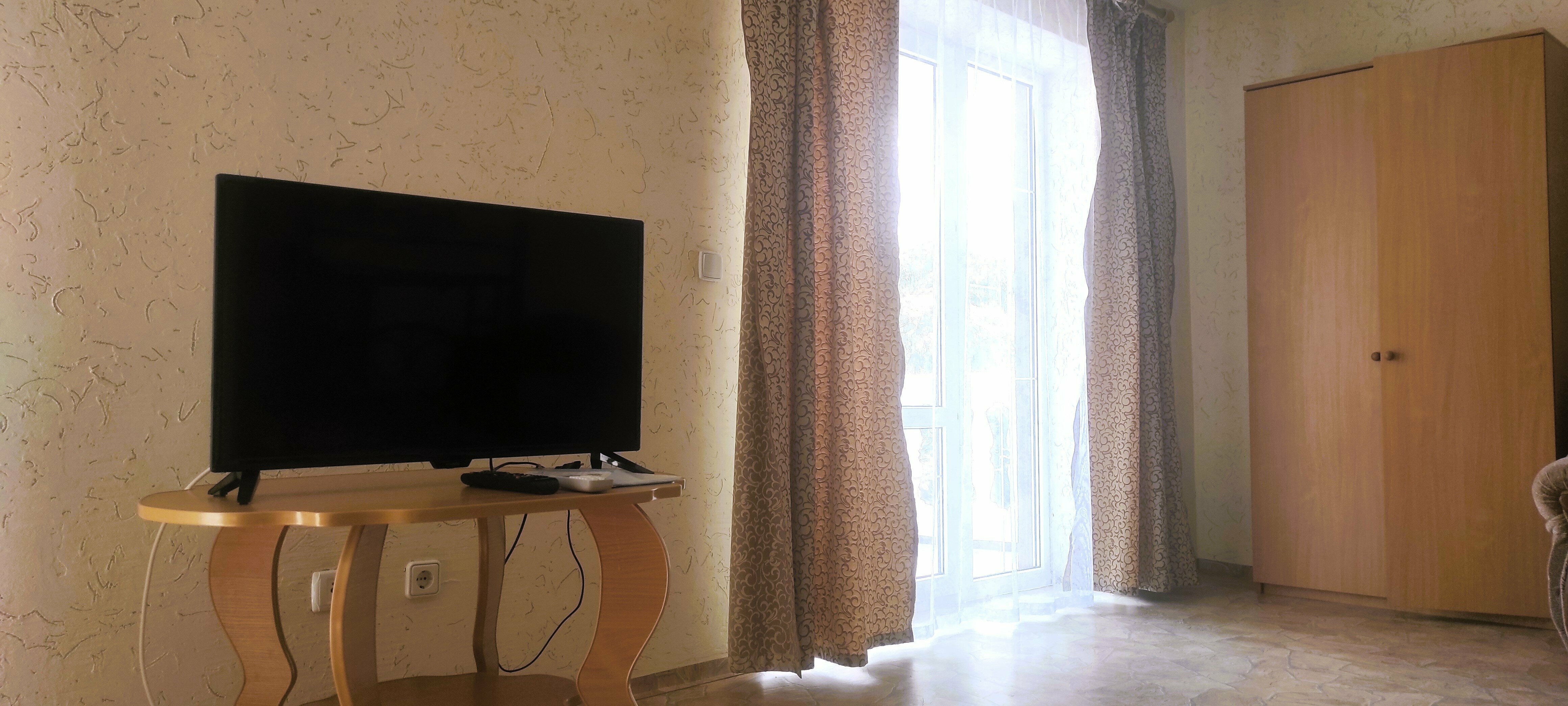 Апартаменты-студия с балконом и видом на море