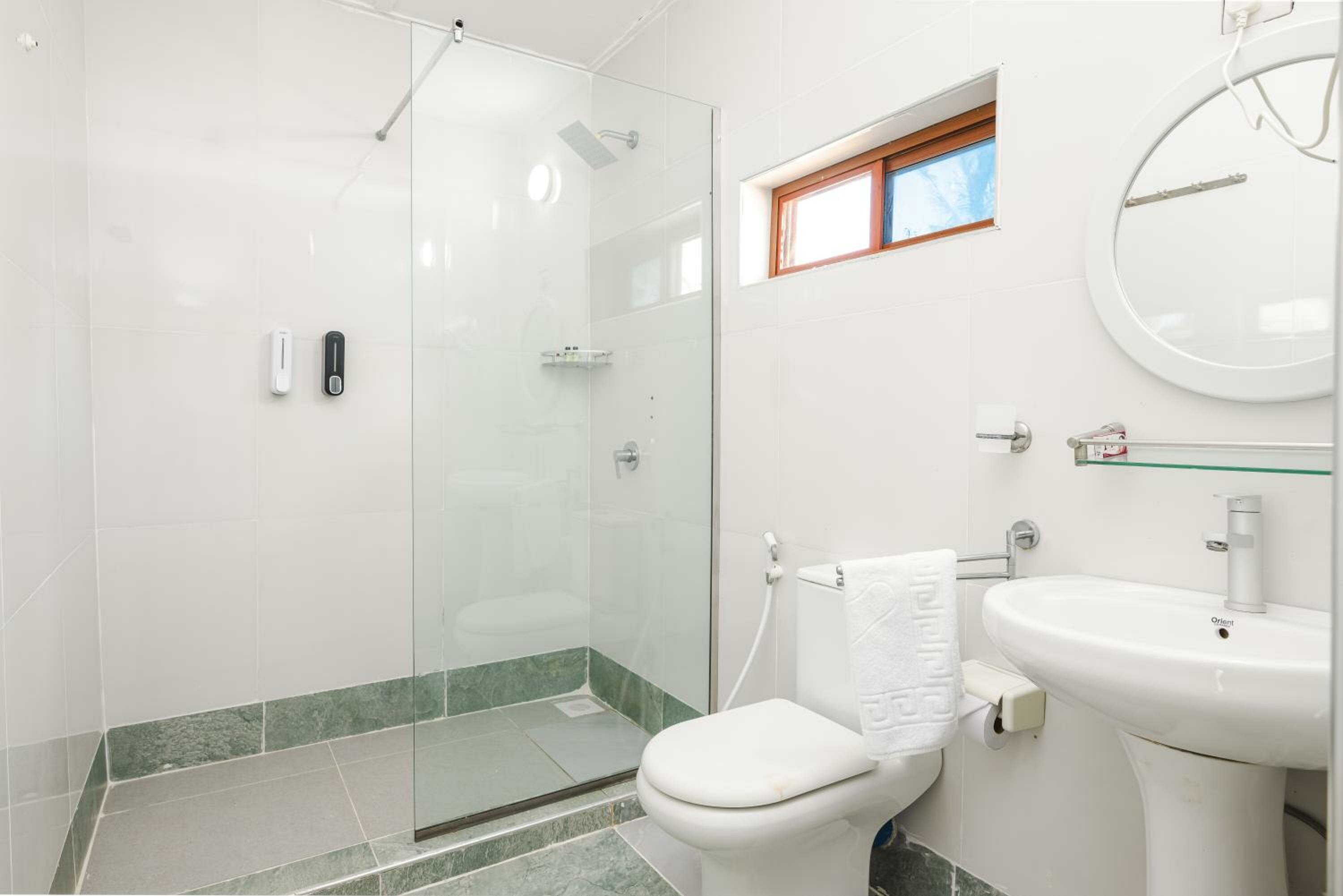 Queen Room with Sea View