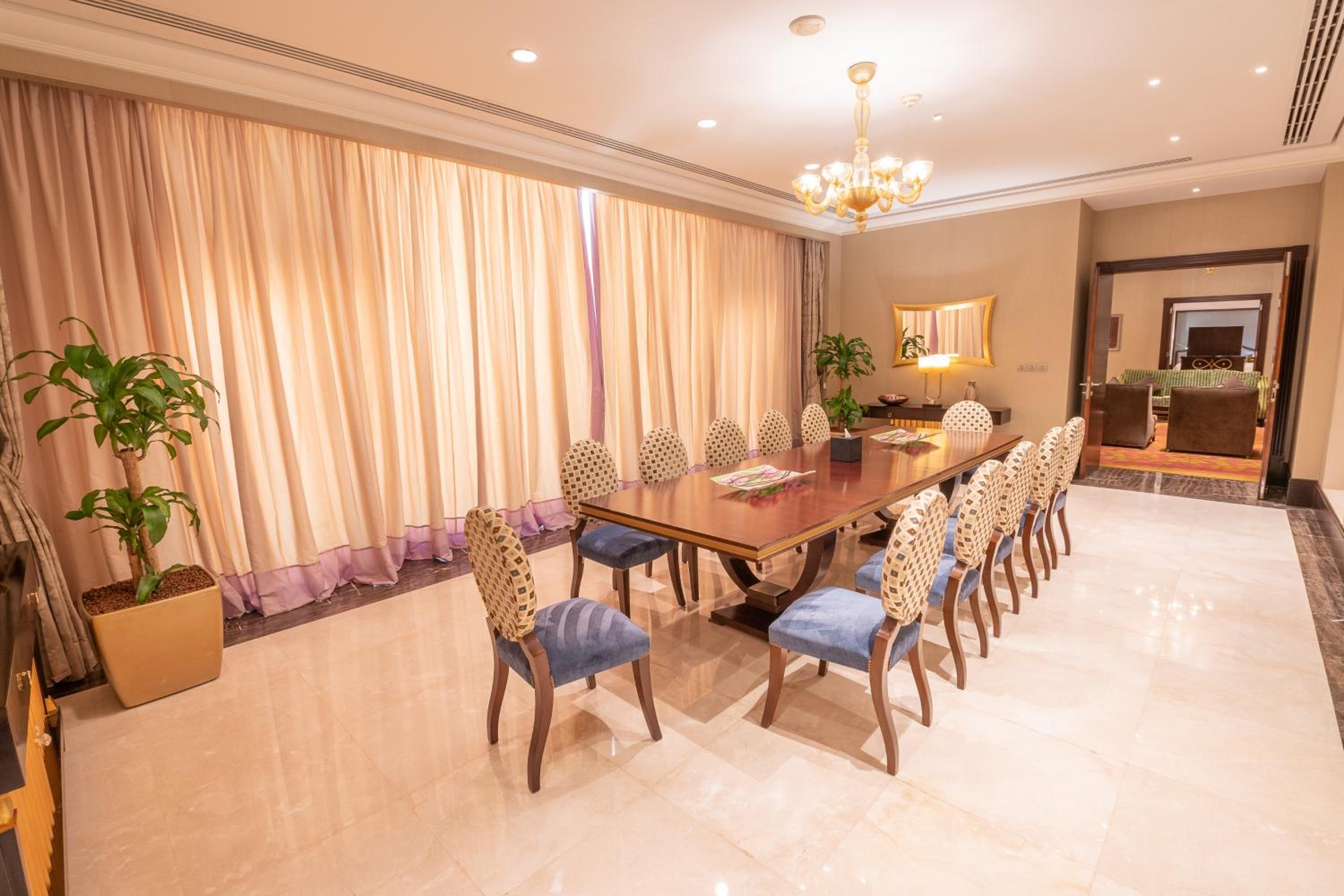 Grand Royal Suite - Kaaba