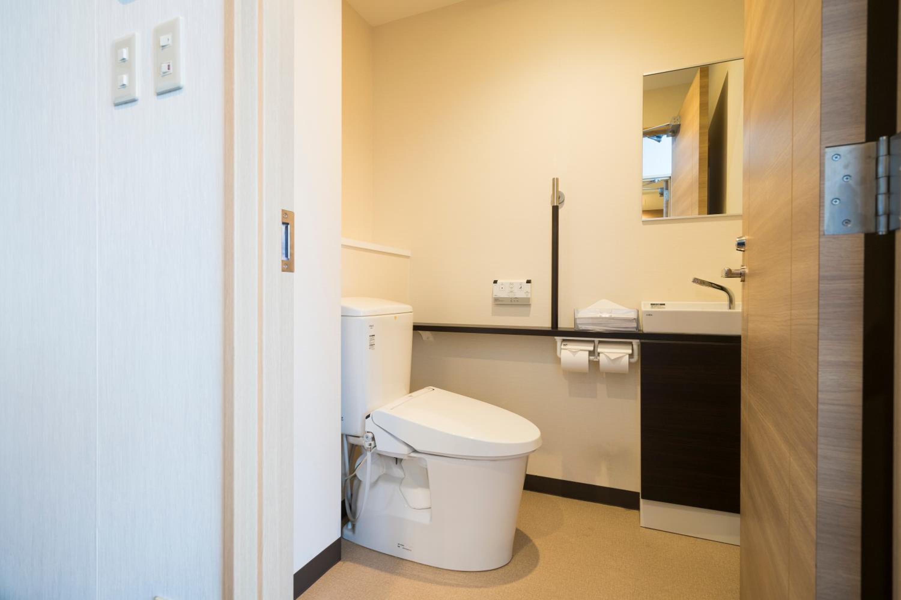 Deluxe Twin Room - Non-Smoking