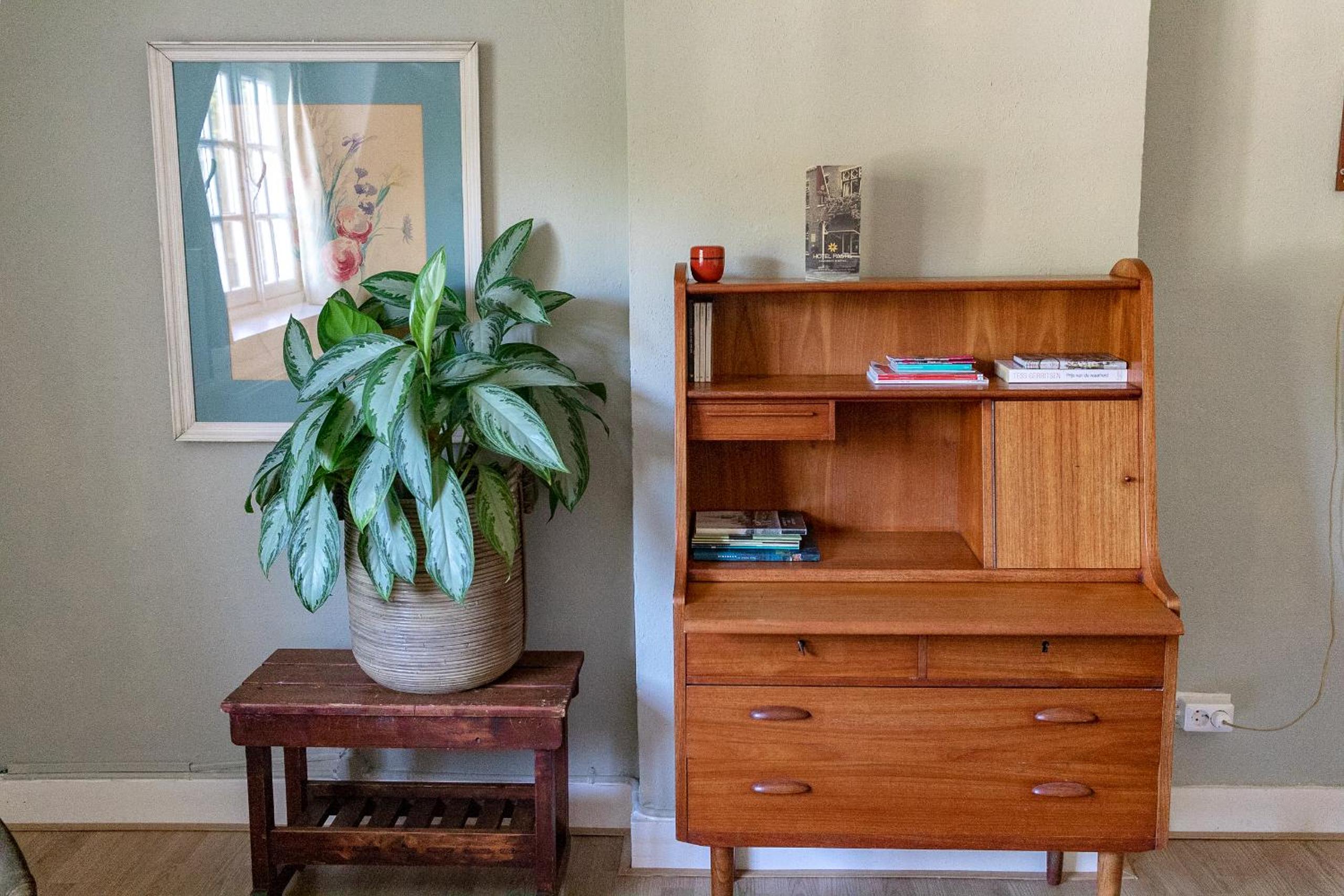 One-Bedroom Apartment with Terrace