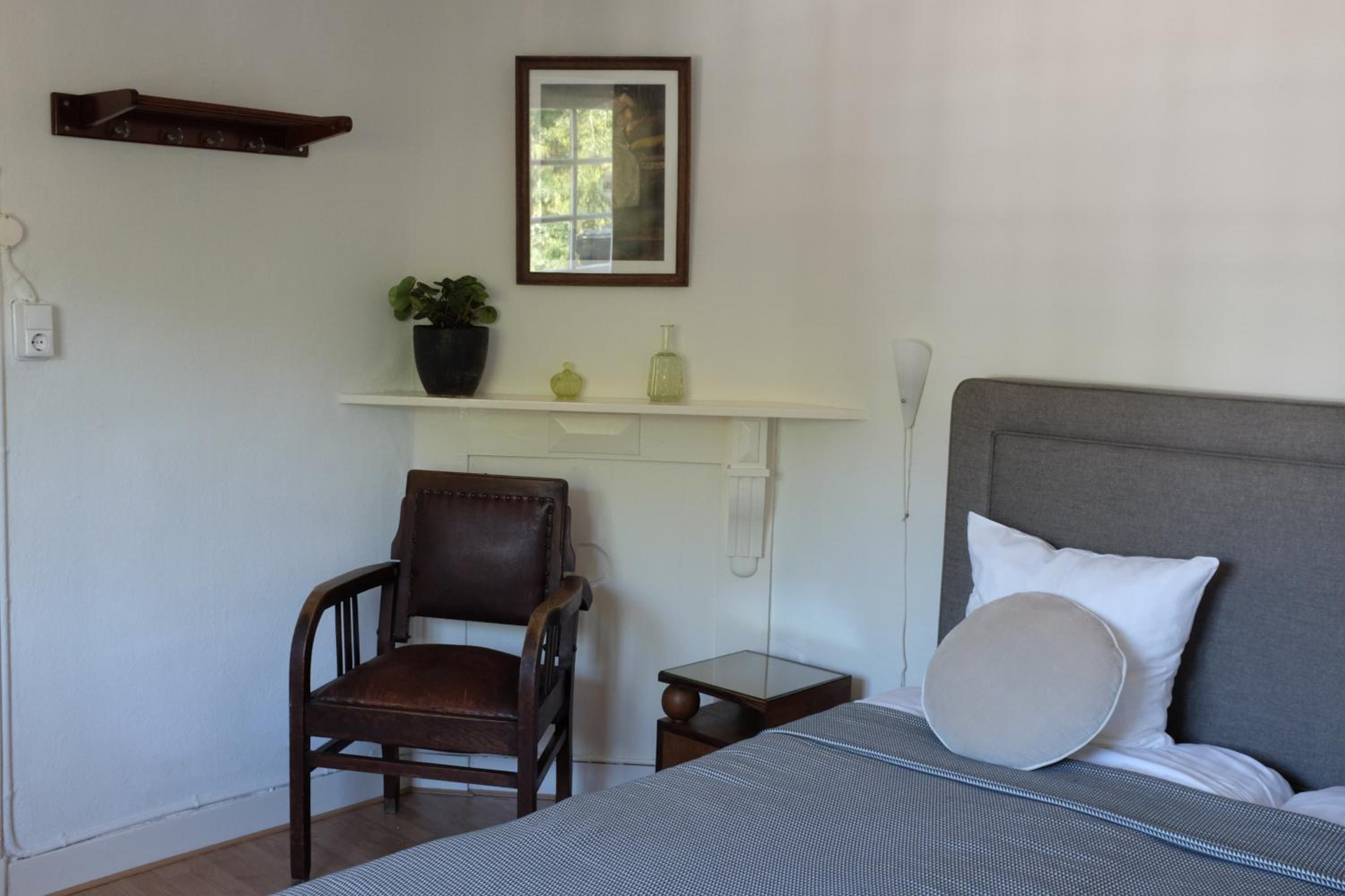 One-Bedroom Apartment with Terrace