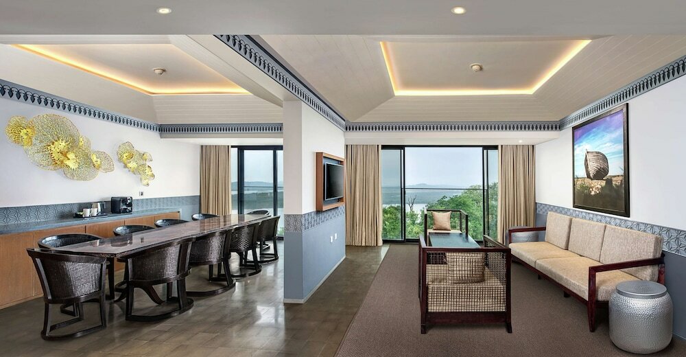 Premium Suite, River View