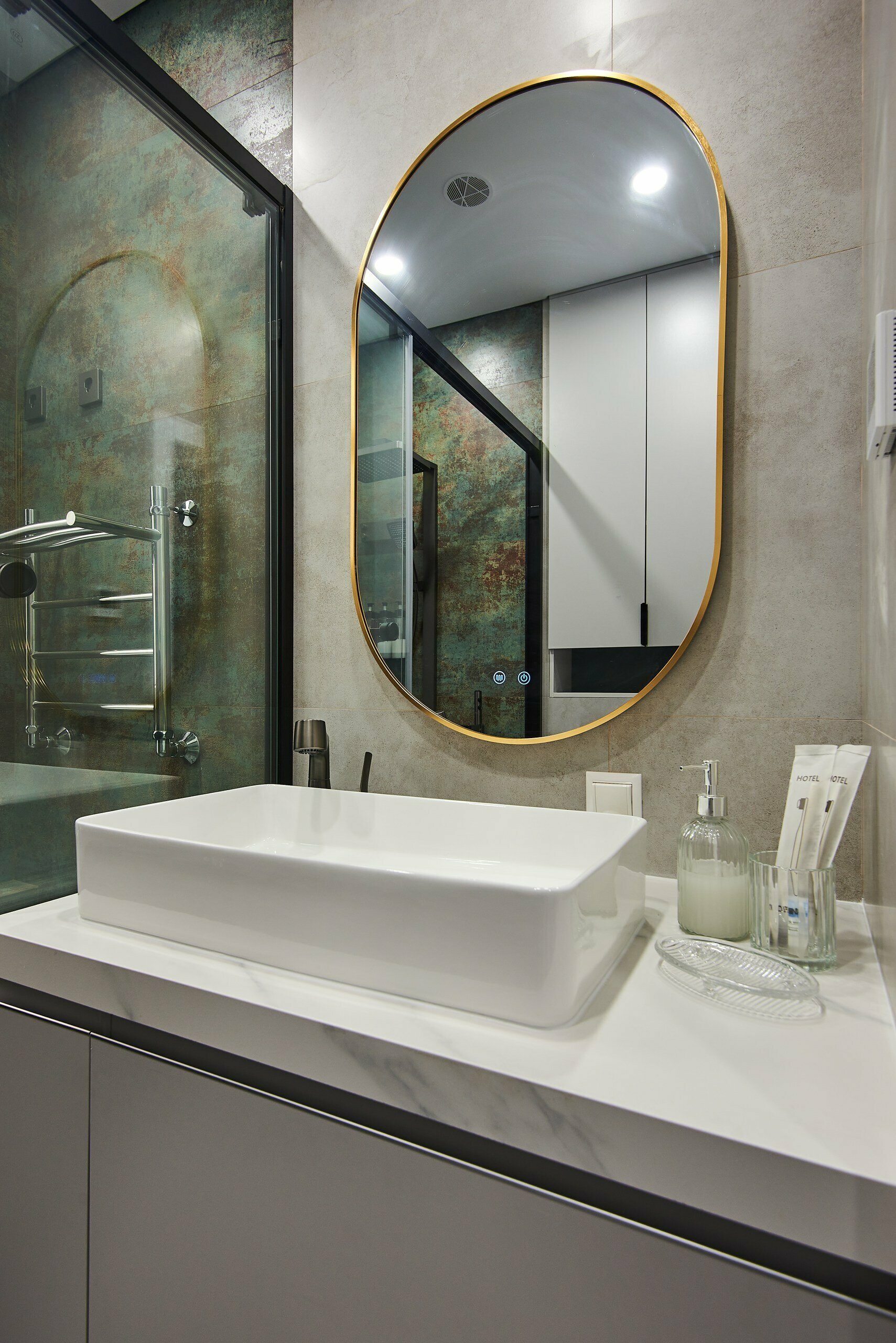 Апартаменты с видом на бассейн