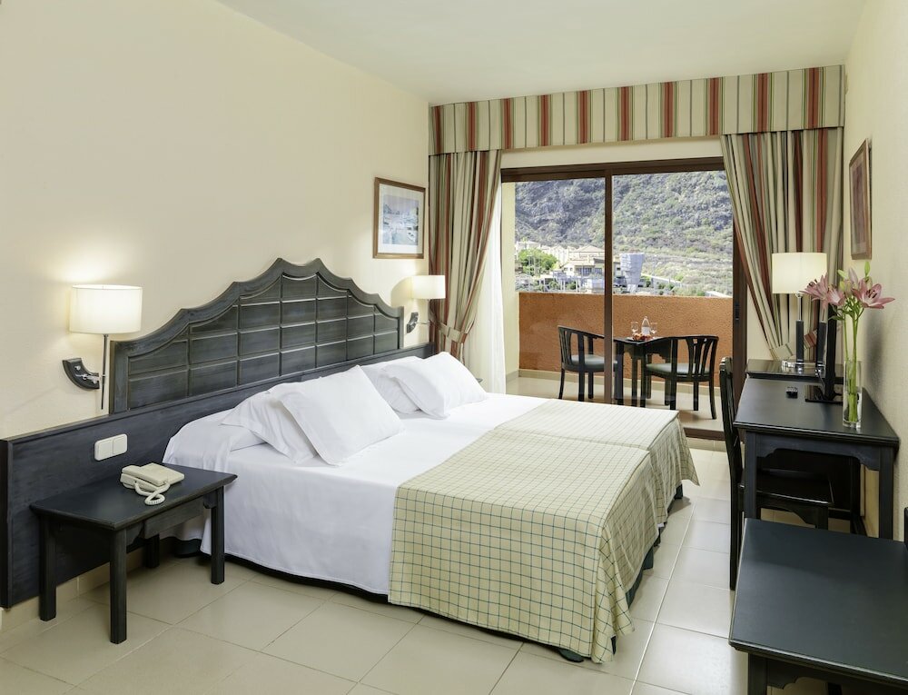 Double Room Sea View (2 adults + 1 children)