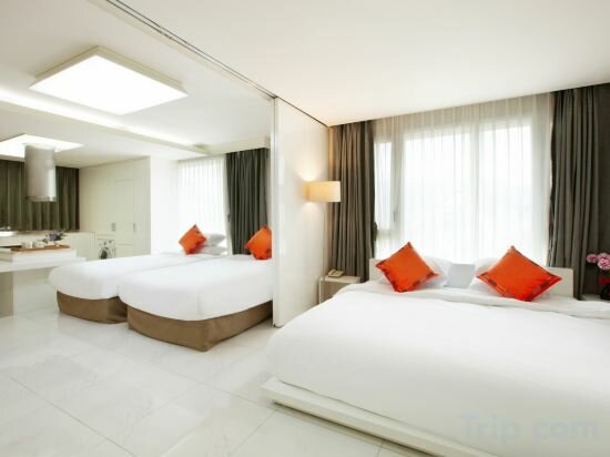 European Family Triple Room