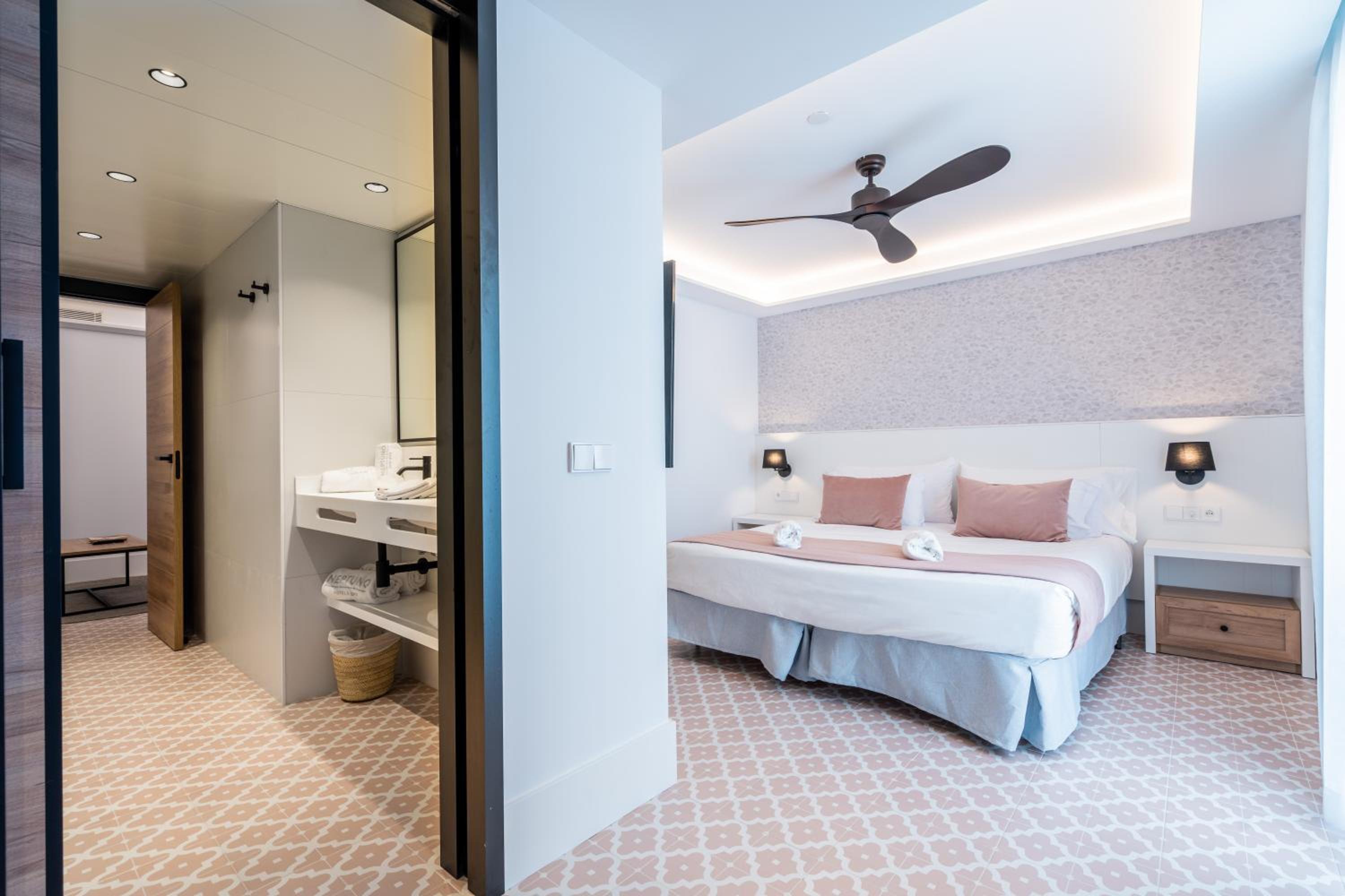 Junior Suite with Balcony