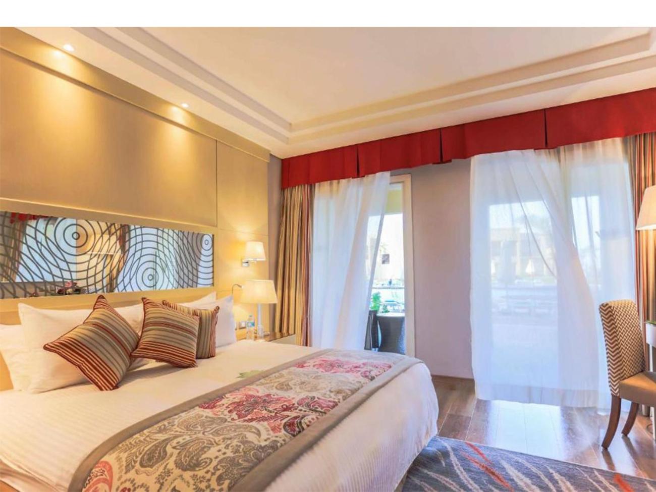 Superior Room King Bed