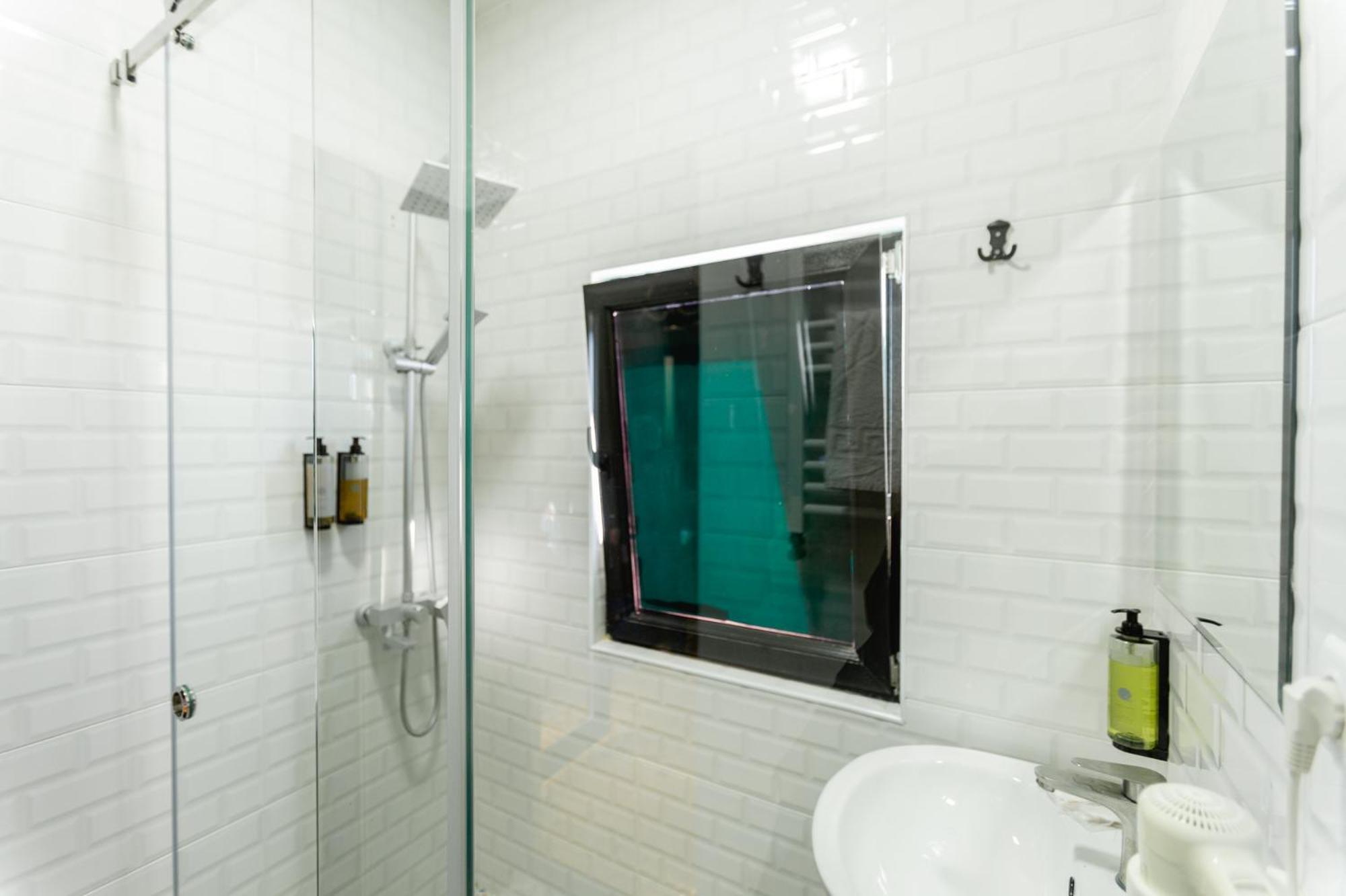 Quadruple Room with Mountain View