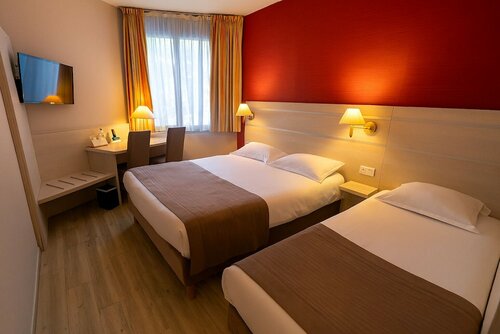 Classic Triple Room, Garden View в L'Embarcadère