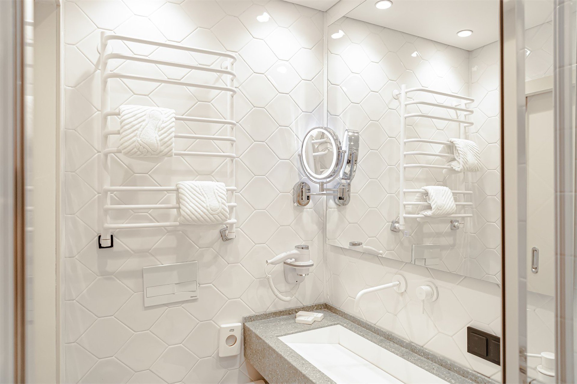 СТАНДАРТ ДВУХМЕСТНЫЙ + (первый корпус)