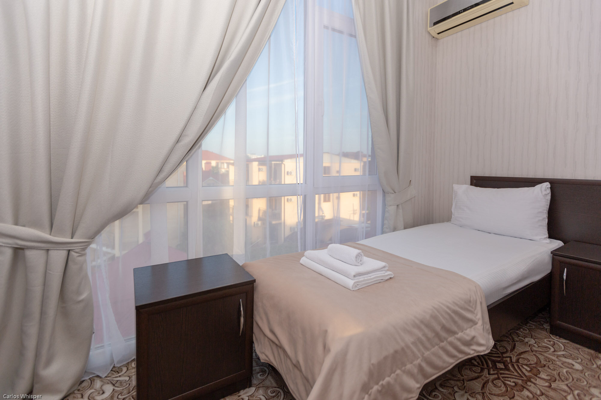 Четырехместный номер с душем