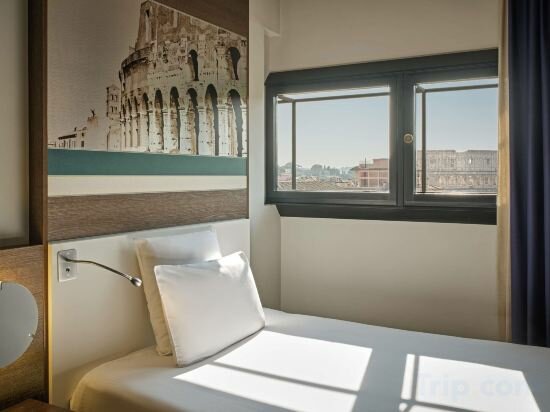 Classic Single Room