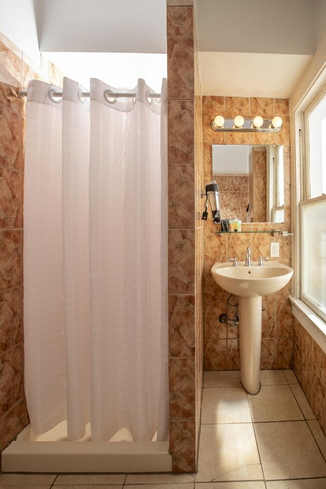 Standard Double Room, Ensuite