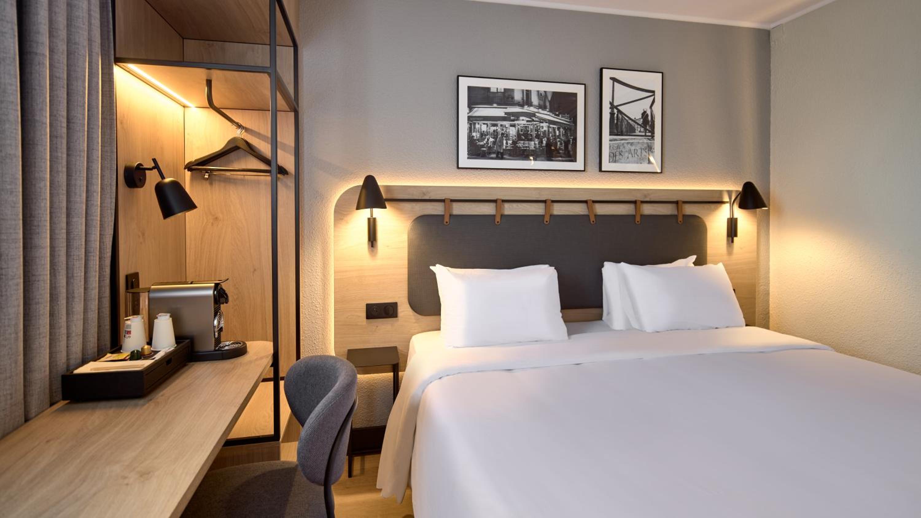 Superior King Room