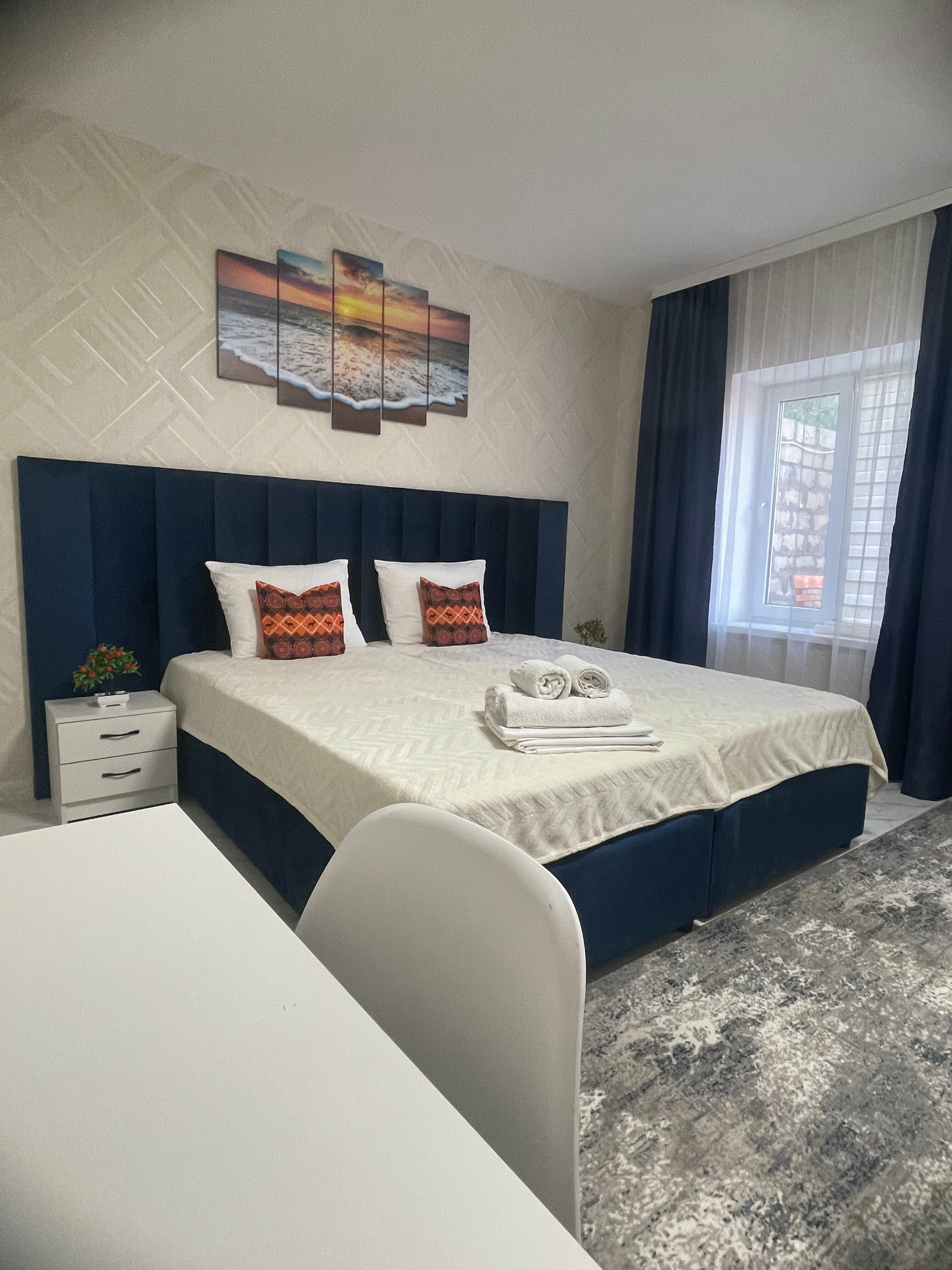 Трехместный номер с душем