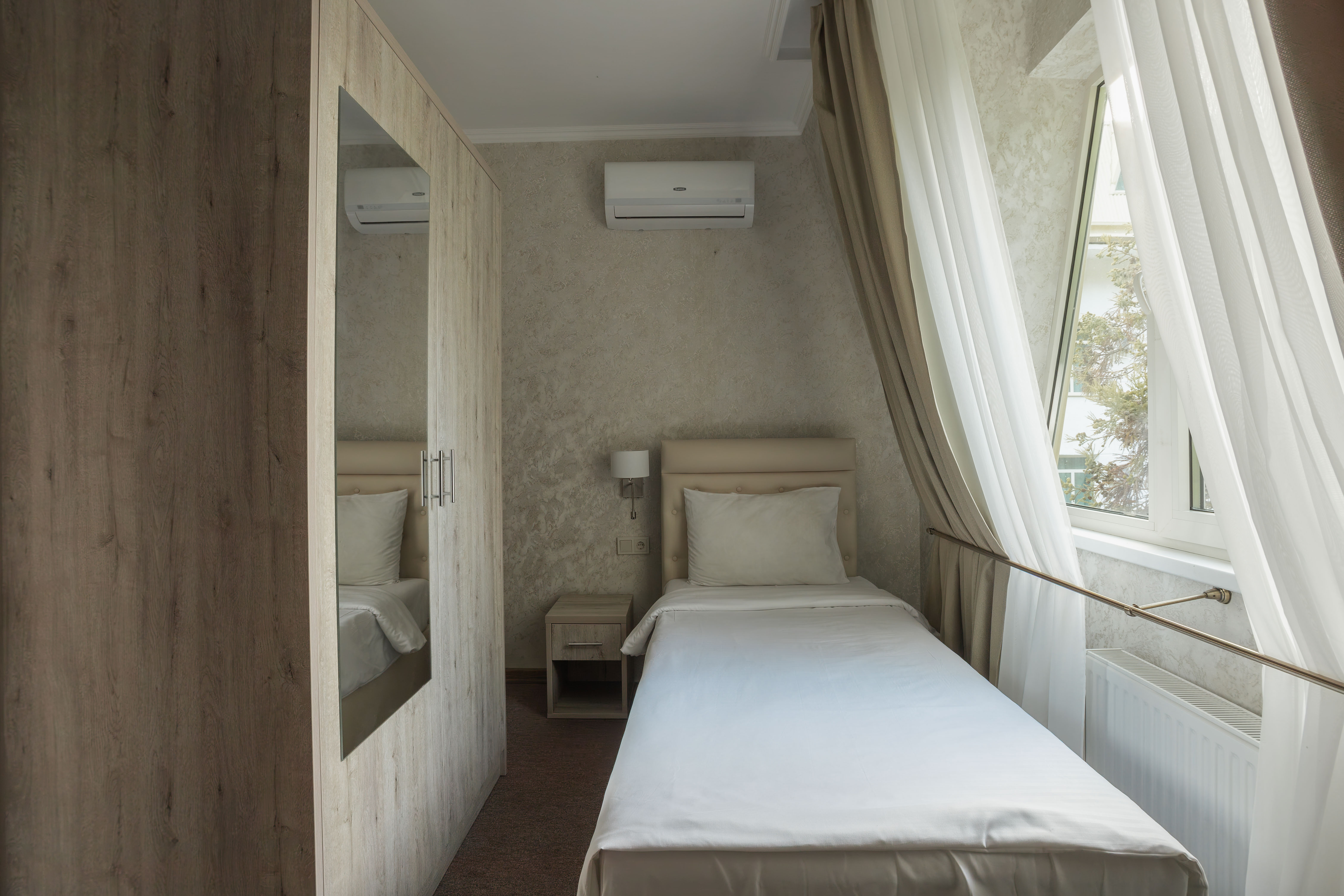 Стандарт одноместный без балкона вид на парк