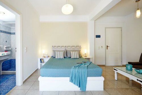 Deluxe Double Room with Outdoor Jetted Tub в Hermes Hotel