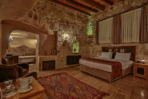 Presidential Cave Suite в Acropolis Cave Suite