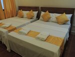 Четырехместный номер «Делюкс» в Angelic Tourist Inn