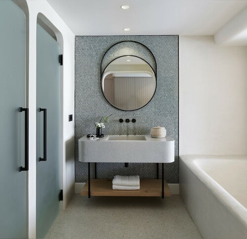 Номер (Superior Plus Room) в Yacht Classic Hotel