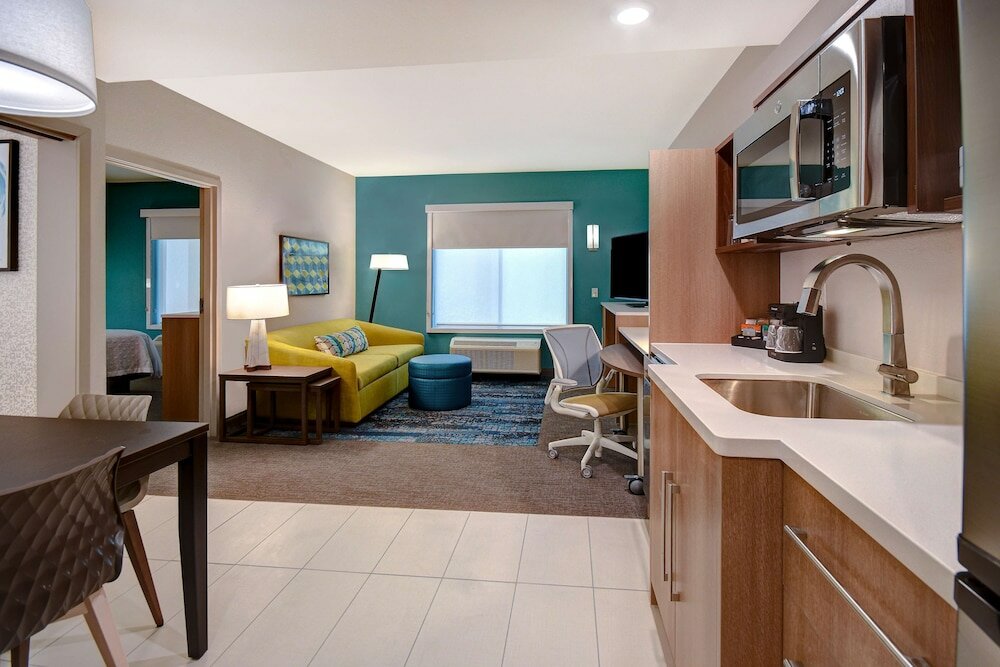 Studio Suite, 1 King Bed, Non Smoking