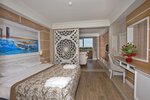 Стандартный четырехместный номер в Crystal Sunset