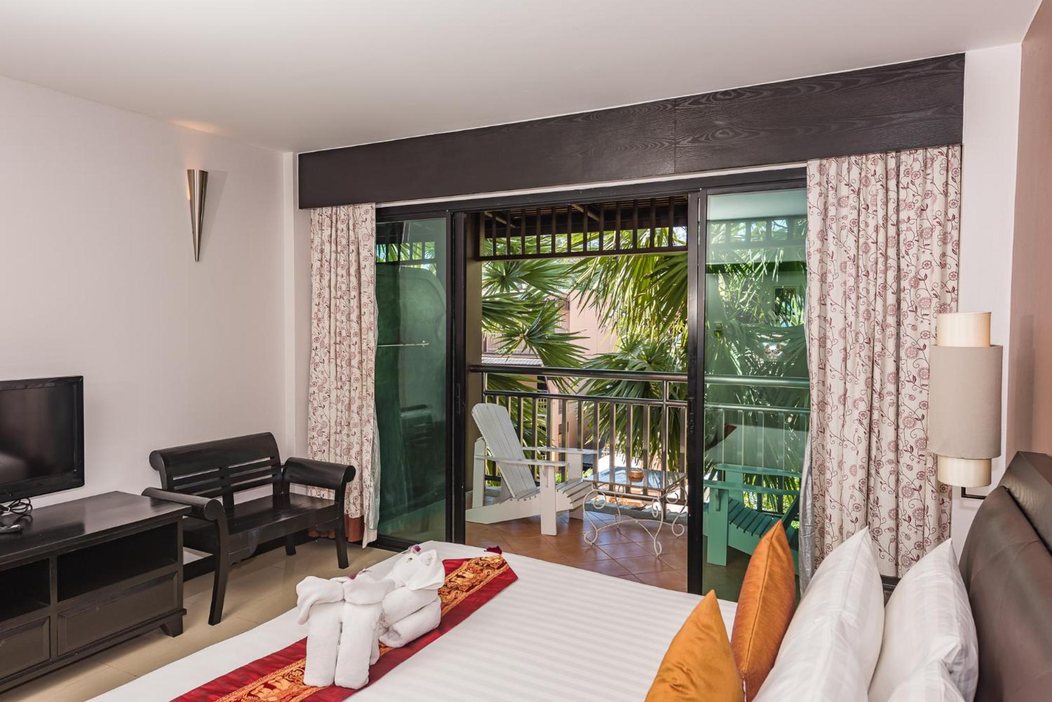 Deluxe Double or Twin Room