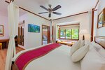 Beach Bungalow в Niva Kuramathi Maldives