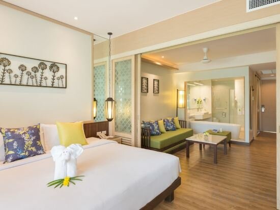 Grand Deluxe Room (Bhuri Wing)