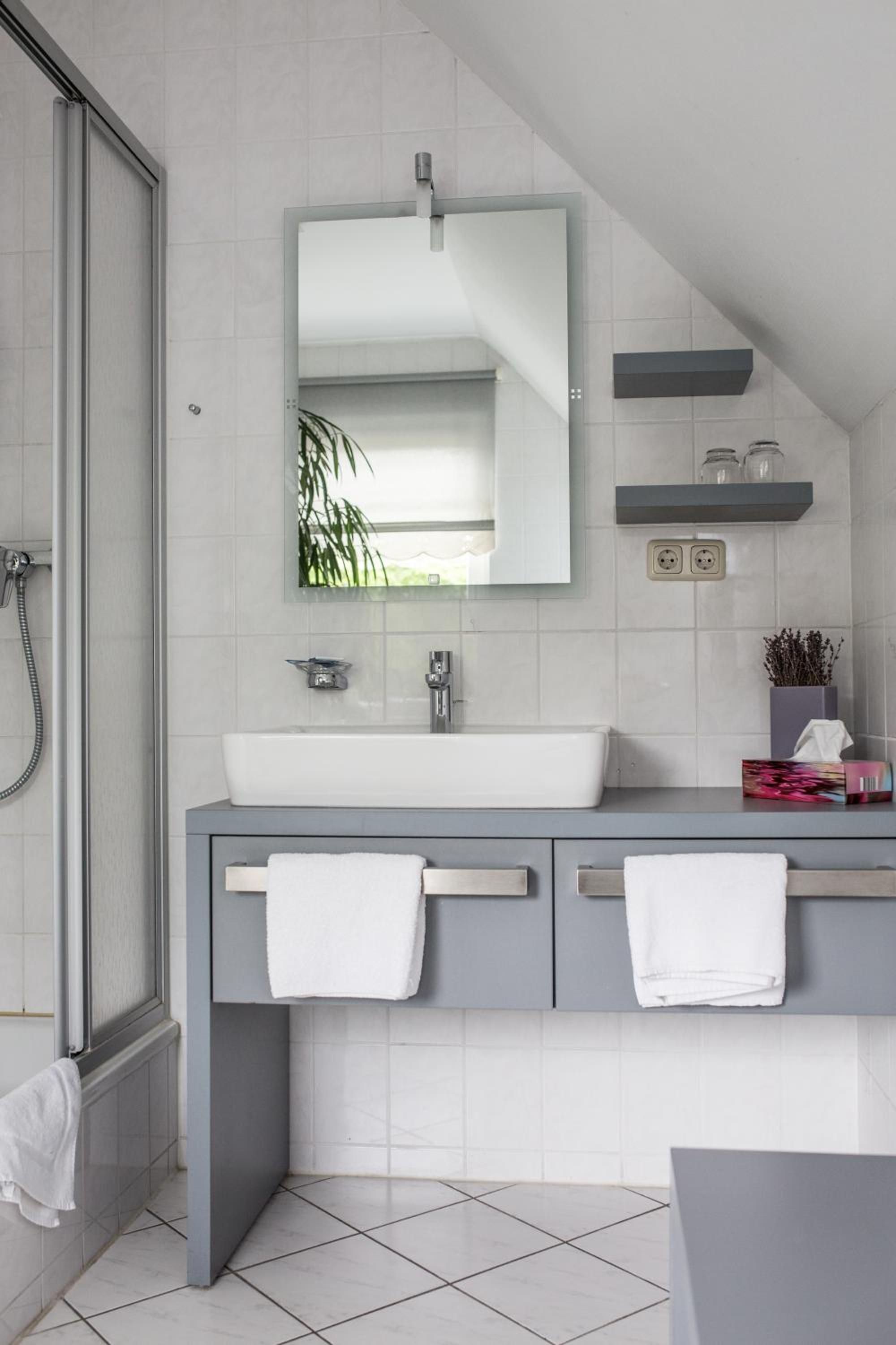 Triple Room with Lake View