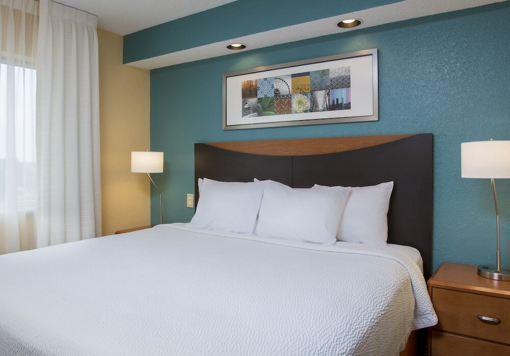 Executive Suite, 1 King Bed with Sofa bed