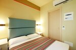 Двухместный номер «Комфорт» с 1 двуспальной кроватью (Small) в Hotel Souvenir