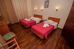 Четырехместный номер в Cecil Hotel