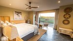 3 Bedroom Lehele Lodge Villa в Gondwana Private Game Reserve