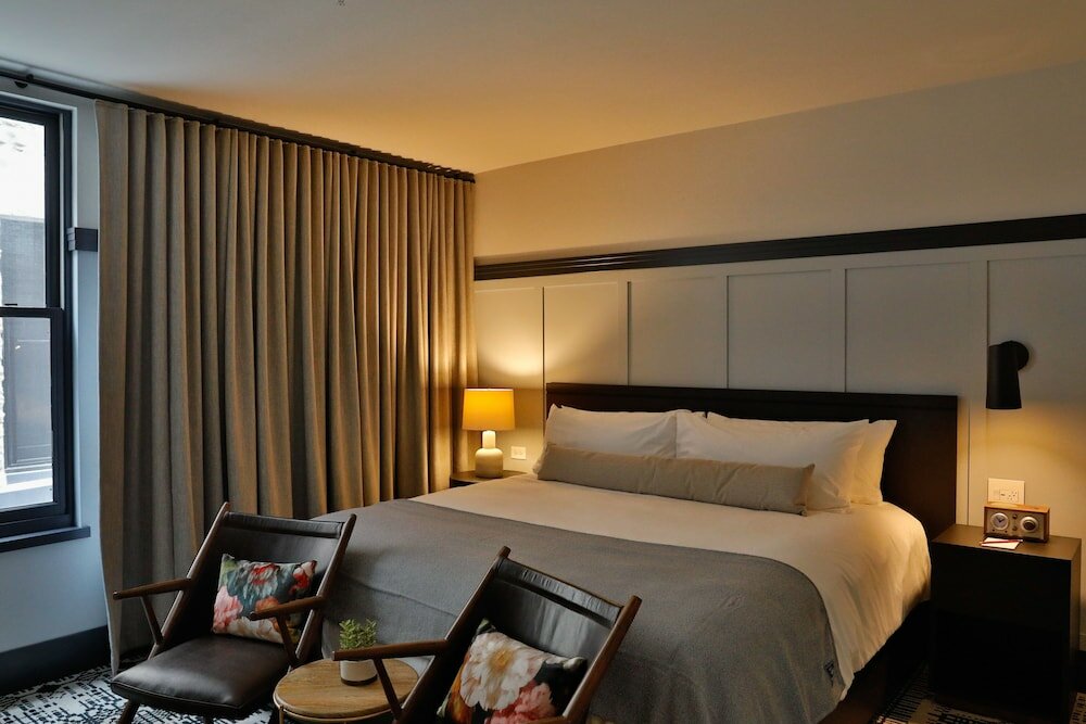 Premium Room, 1 King Bed
