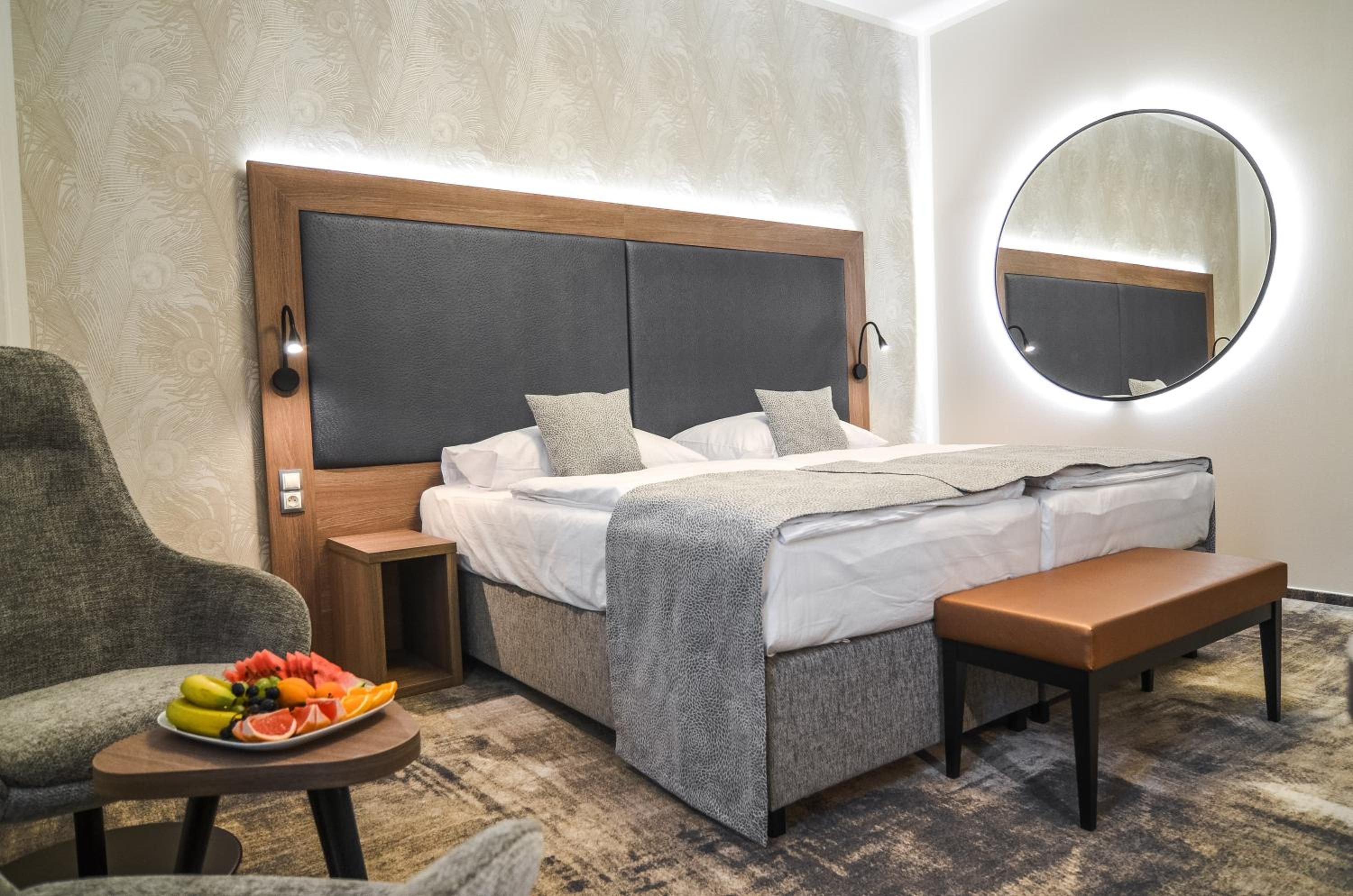 Superior Deluxe Double or Twin Room 