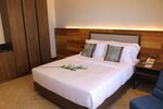 Номер «Делюкс», 1 двуспальная кровать «Квин-сайз» в Acacia Hotel Bacolod