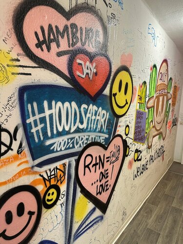 Общее спальное помещение, общая ванная комната, вид на сад (4 Bunk Beds) в Pauli Hostel