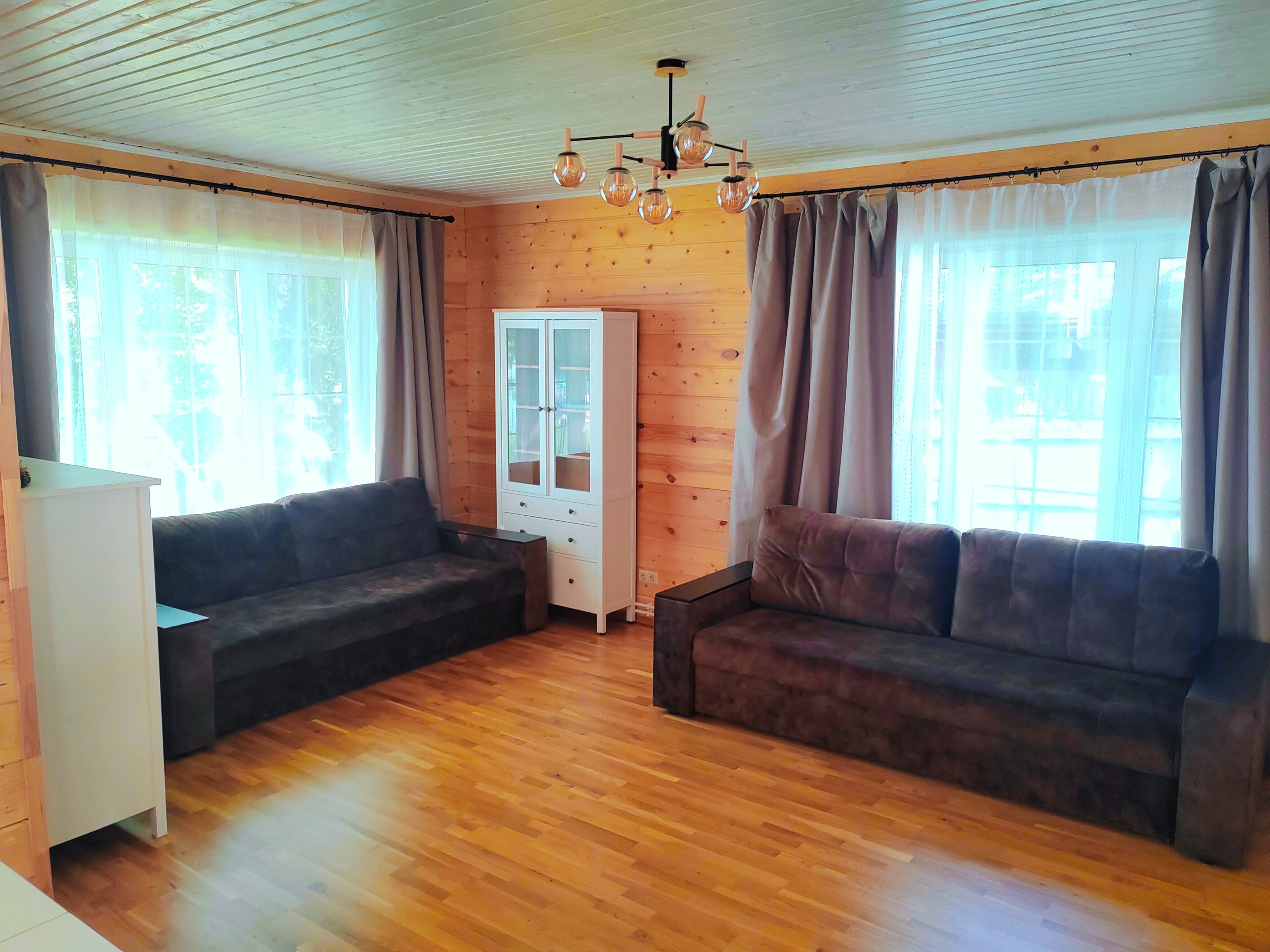 Коттедж с видом на озеро