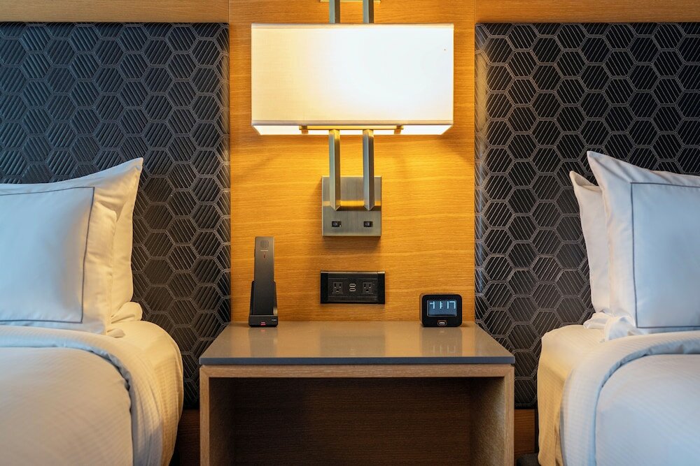 Room, 2 Queen Beds, Accessible (Roll-In Shower)