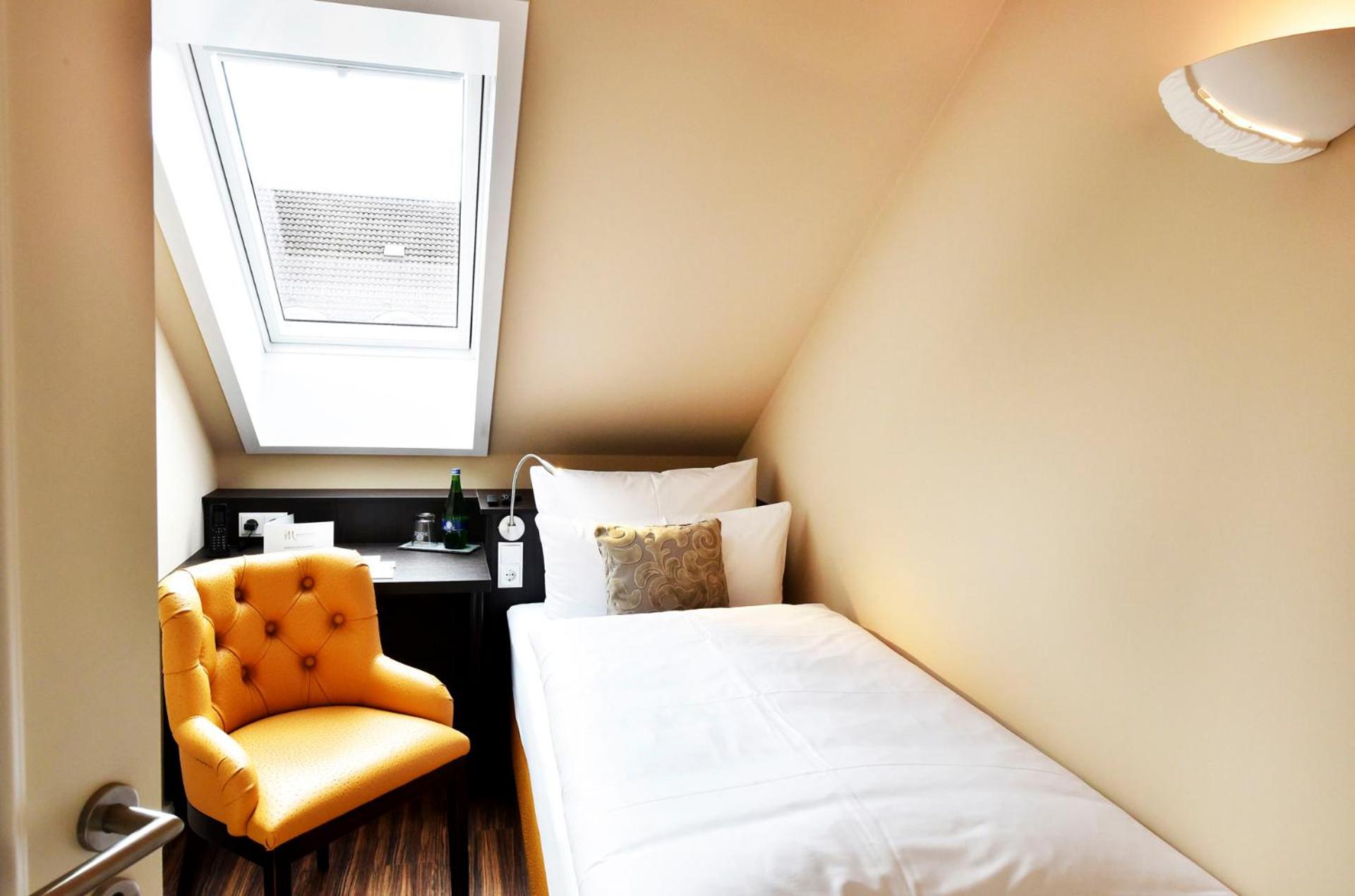Single Room with Private Bathroom