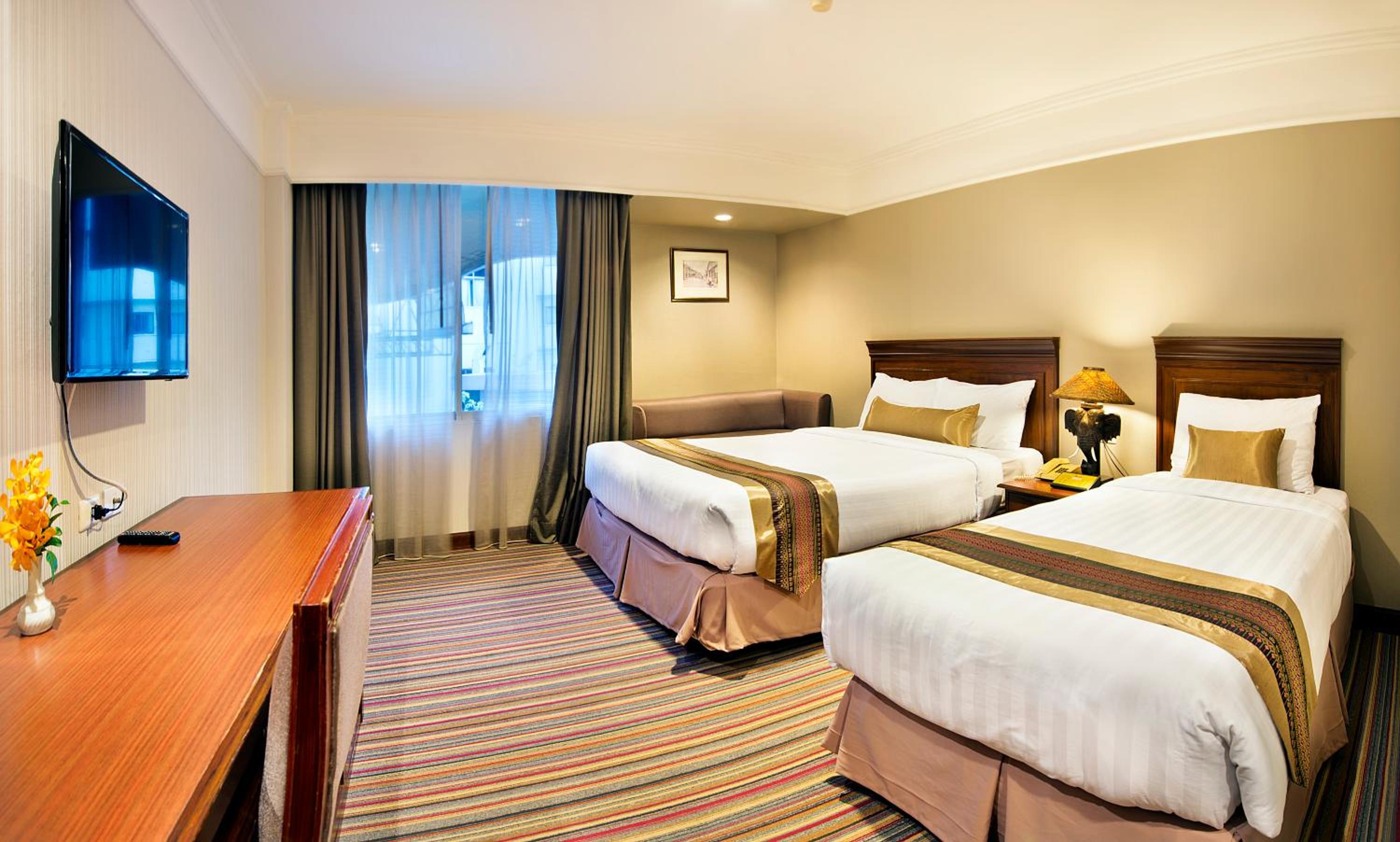 Deluxe Double or Twin Room